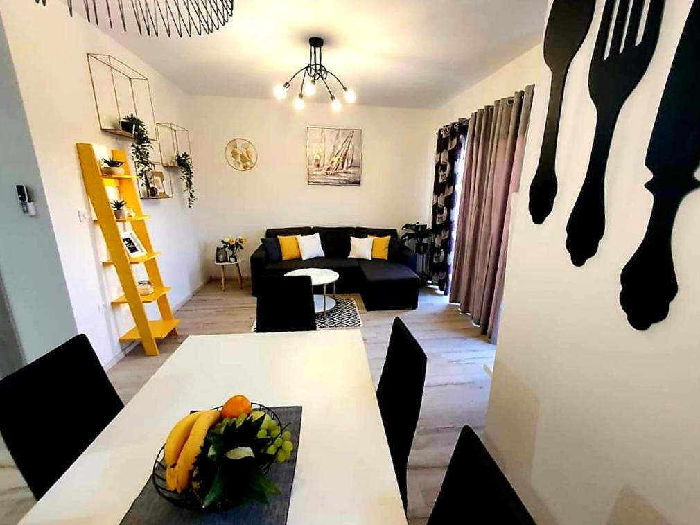 Apartments Mena Bibinje Dış mekan fotoğraf